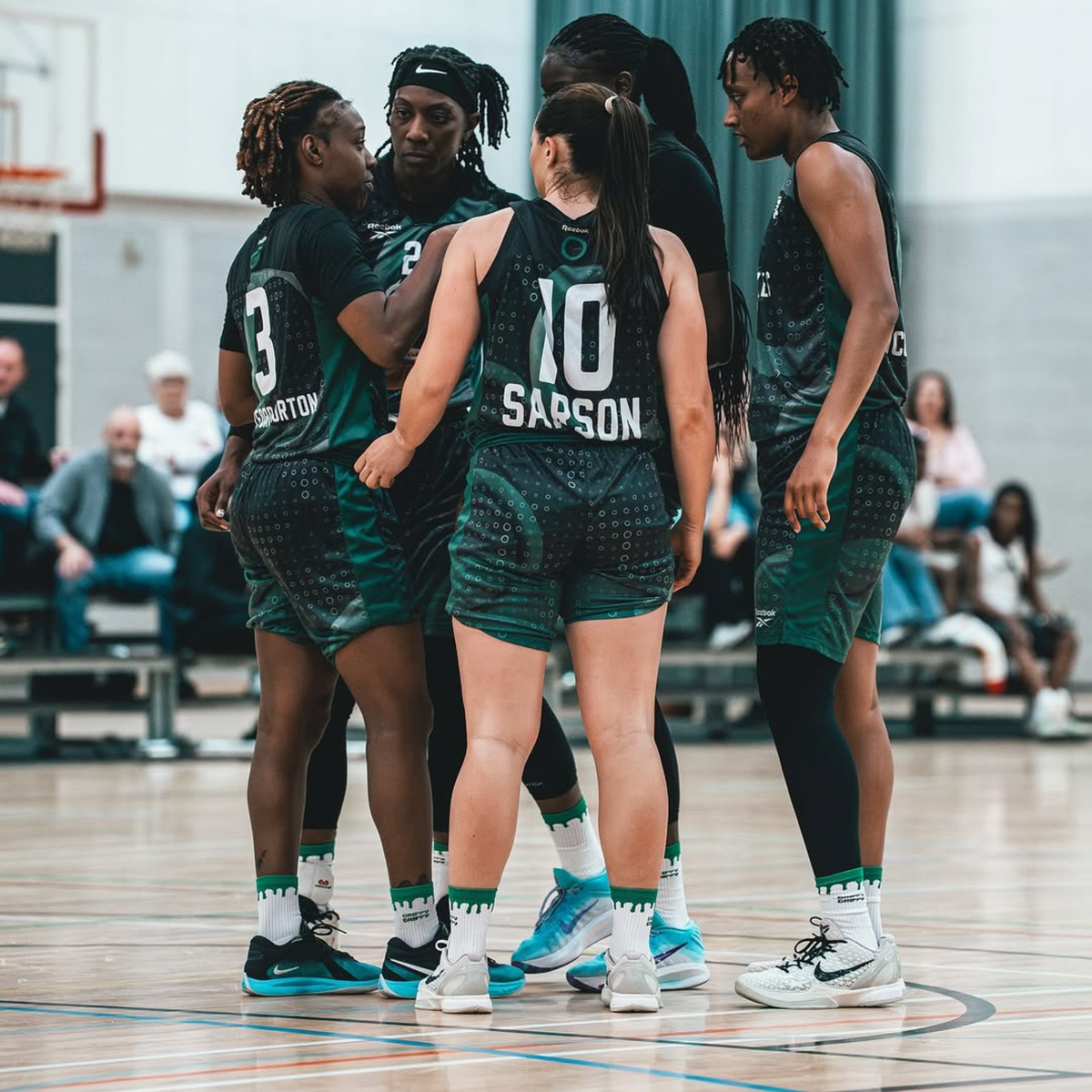 Green Apple | Women's Basktball team 